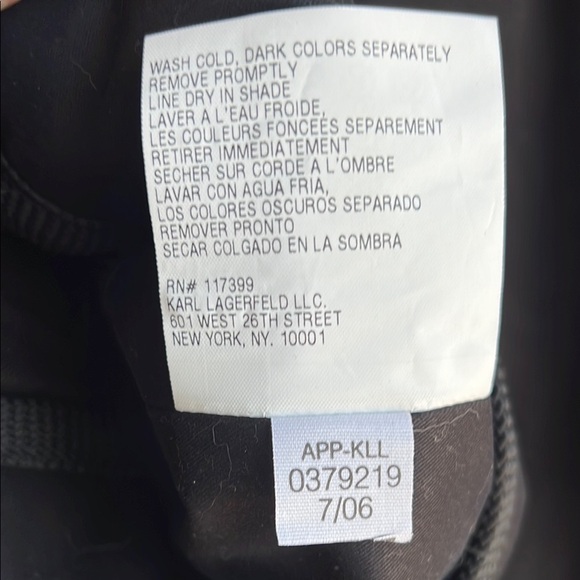 Karl Lagerfeld Black Double-Breasted Women's Cropped Blazer/Jacket size 6 - Picture 6 of 6